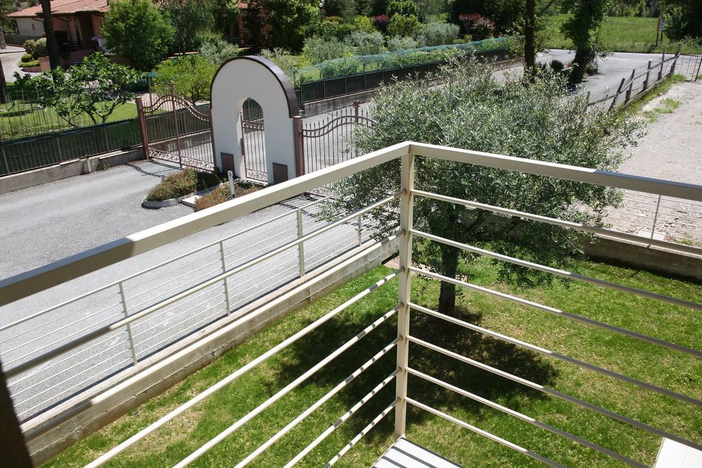 Le Golfette - Ville Al Golf Manerba del Garda Exterior foto